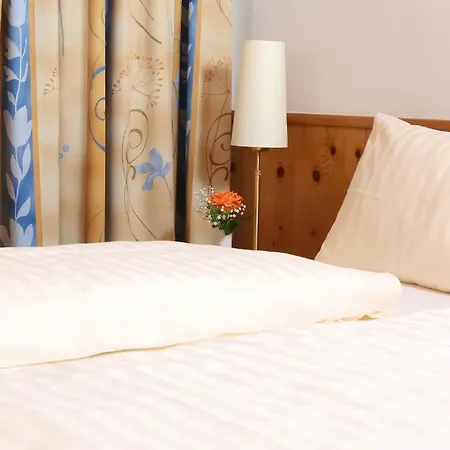 Gasthof Engelhof Guest house Gmunden